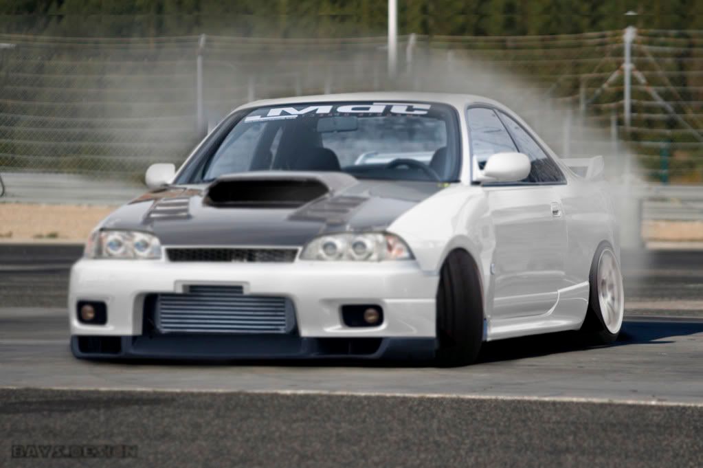SuzukiSwift1990drift.jpg
