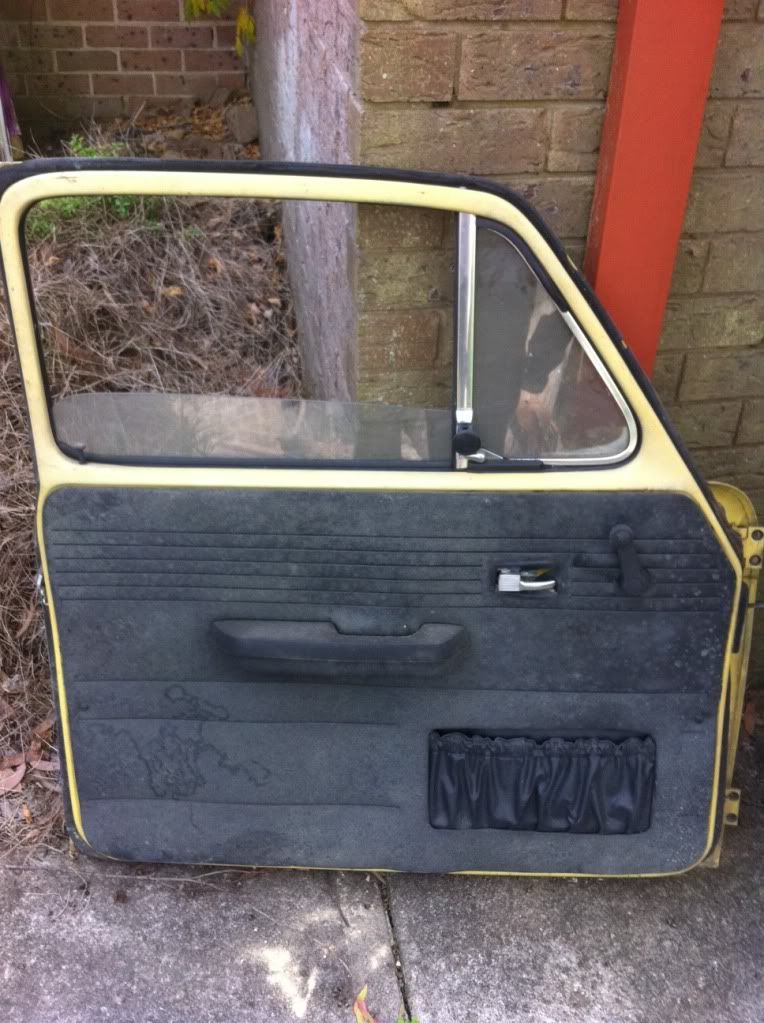 http://i1038.photobucket.com/albums/a463/kombik/Spares/Type3Door2.jpg http://i1038.photobucket.com/albums/a463/kombik/Spares/Type3Door2.jpg