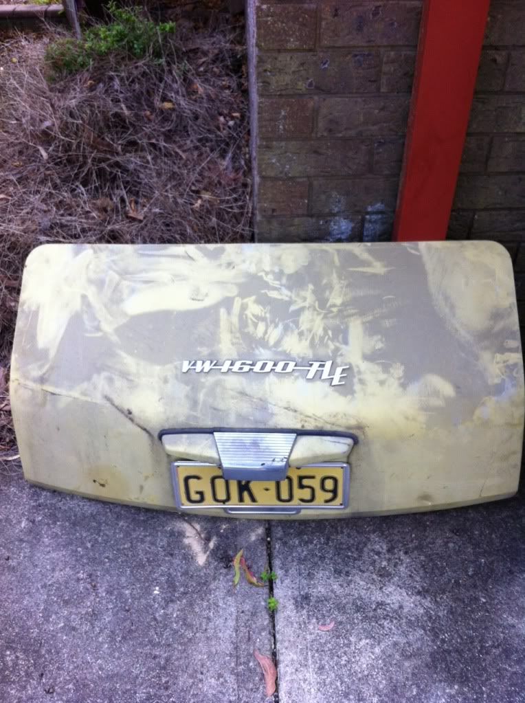 http://i1038.photobucket.com/albums/a463/kombik/Spares/Type3Lid.jpg http://i1038.photobucket.com/albums/a463/kombik/Spares/Type3Lid.jpg