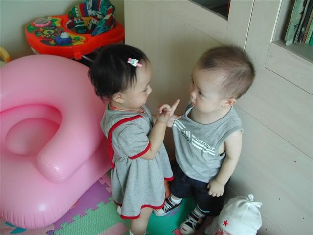 http://i1038.photobucket.com/albums/a467/mrcosvn_entry/Zui%201%20chut/Daicahoanluong/47518243_1.jpg
